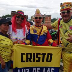 Los hinchas viven el previo de Colombia - Ecuador en Armenia