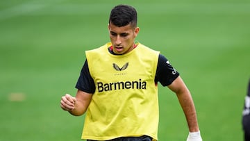 Gustavo Puerta en un entrenamiento de Bayer Leverkusen.