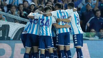 Racing sigue de buena racha al vencer a Huracán y ya es tercero en el campeonato