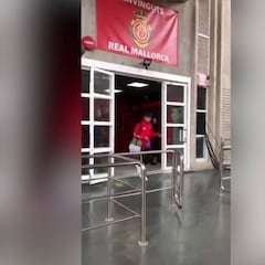 La imagen más tierna de Kubo tras su partidazo en Son Moix que enamora a las redes