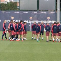 El Barcelona volvió a entrenar pensando en el Clásico