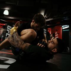 Aleks Topuria y los nervios de Ilia: “Nunca le he visto tan concentrado”