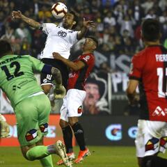 Jorge Valdivia anotó un gol de cabeza después de cinco años