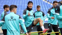 Wu Lei, jugador del Espanyol, en un entrenamiento.