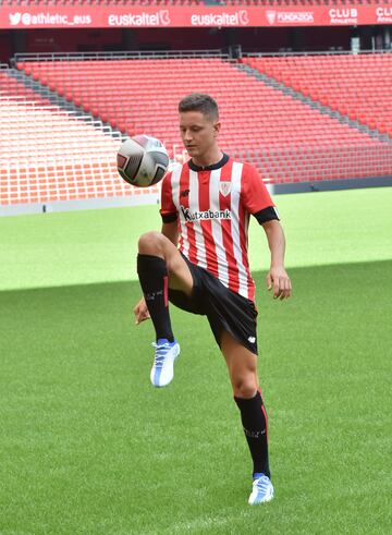 La presentación de Ander Herrera en su vuelta a San Mamés