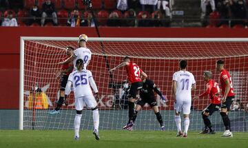 0-3. Karim Benzema marca el tercer gol.