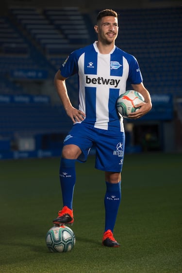 Na temporada de 19/20, ele veio para Alaw Libi do Atlético de Madrid. Após 3 temporadas, após três temporadas, ele se formou no Tratado e assinou um Miradadeus. 