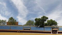 Un peque&ntilde;o Bernab&eacute;u. La plaza de Toros de Villa del Prado luce las butacas azules que estuvieron ubicadas en las gradas del Bernab&eacute;u hasta el a&ntilde;o 2003.
 