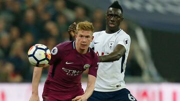 Dávinson Sánchez jugó los 90 minutos en la derrota del Tottenham