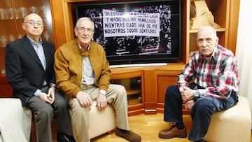 Alfonso Galerón, Antonio Castejón y Julio Rodríguez, autores de aquella pancarta.