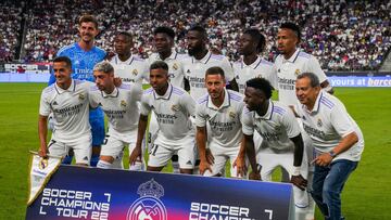 Las Vegas (United States), 24/07/2022.- The Real Madrid squad poses for photos before a pre-season game between FC Barcelona and Real Madrid at Allegiant Stadium in Las Vegas, Nevada, USA, 23 July 2022. (Estados Unidos) EFE/EPA/JOE BUGLEWICZ
