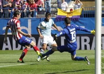 Asistente: Nolito, jugador del Celta (44).