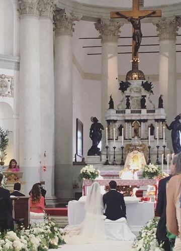 El delantero del Real Madrid Alvaro Morata contrajo matrimonio este sábado con la italiana Alice Campello en la iglesia del Redentor en la isla de La Giudecca, en Venecia, , y a la boda asistieron compañeros suyos del equipo blanco como Isco Alarcón o Nacho Fernández.