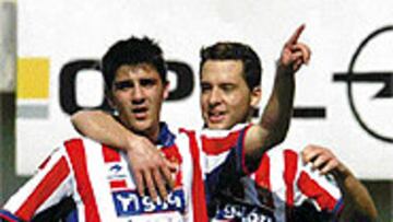 <B>EUFORIA</B>. El rojiblanco Villa festejó con énfasis su gol después de más de dos meses de racha de sequía.