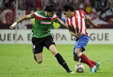 "Guardiola y yo vimos 200 vídeos para jugar de central"