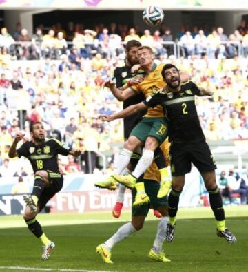 Oliver Bozanic, Sergio Ramos y Albiol.