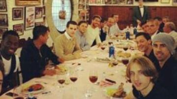 05/12/12 REAL MADRID REDES SOCIALES COMIDA EQUIPO MODRIC KHEDIRA