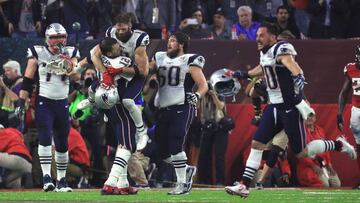 HOUSTON, TX - FEBRUARY 05: Tom Brady #12 of the New England Patriots celebrates after defeating the Atlanta Falcons 34-28 in overtime during Super Bowl 51 at NRG Stadium on February 5, 2017 in Houston, Texas.   Mike Ehrmann/Getty Images/AFP
 == FOR NEWSPAPERS, INTERNET, TELCOS &amp; TELEVISION USE ONLY ==