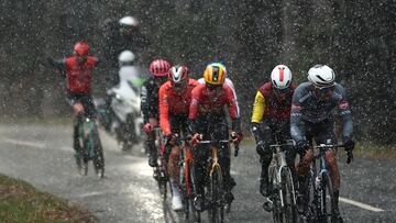 Alpecin-Deceuninck's Belgian rider Edward Planckaert (L) cycles leading a breakaway during the 4th stage of the Paris-Nice cycling race, 163,4 km between Vichy and La Loge des Gardes, on March 12, 2025. (Photo by Anne-Christine POUJOULAT / AFP)