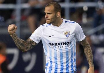 Sandro celebra un gol con el Málaga.