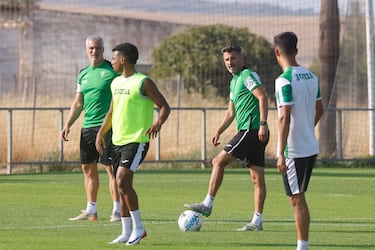 Histórico: un andaluz, Orellana Cid, arbitrará el derbi Málaga-Córdoba