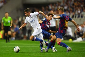 Christian Pulisic, Busquets y Riqui Puig 