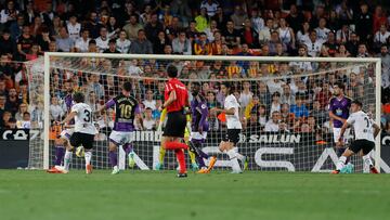 27/04/23  PARTIDO PRIMERA DIVISION 
VALENCIA CF - REAL VALLADOLID 
GOL 2-1 JAVI GUERRA 