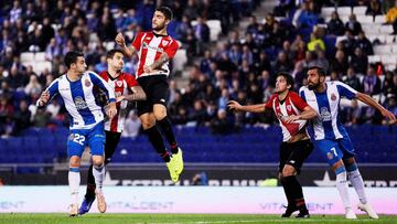 "Puede ser que Borja Iglesias y Hermoso se queden o se vayan"