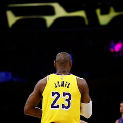 Who are the NBA players featured in Netflix’s new docuseries ‘Starting 5’?