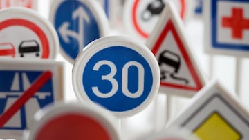 Ya es oficial: las nuevas señales de tráfico de la DGT que entran en vigor a partir del 1 de julio de 2025