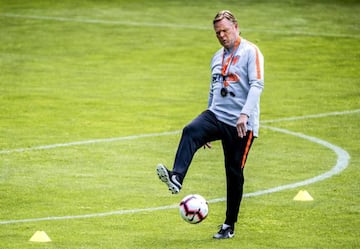 Coach Ronald Koeman of the Dutch national team controls the ball during the first open training in Zeist, the Netherlands, on May 25, 2019, prior to the UEFA Nations League Finals.