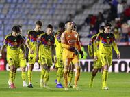 AME6589. PACHUCA (MÉXICO), 18/01/2026.- Jugadores de América reaccionan este domingo, al termino del partido del torneo Clausura 2026 de la Liga MX entre Pachuca y América en el estadio Hidalgo de la ciudad de Pachuca, Hidalgo (México). EFE /David Martínez Pelcastre