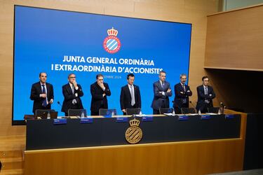 Chen reaparece en una realidad paralela: ¡°La prioridad es mantener al Espanyol en la elite¡±