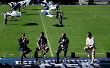 Sergio Ramos se presentó con Monterrey ante cientos de personas. “Dejar un legado en México es un reto personal. No vengo a pasear sino a conquistar títulos nuevos. El fútbol no es una cuestión de edad, es cuestión de rendimiento”, declaró como Rayado.