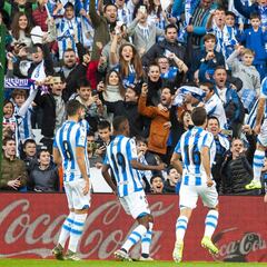 Las peñas de la Real se quejan de la "insolaridad" de LaLiga con los aficionados