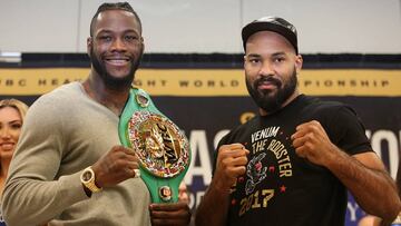 Deontay Wilder y Gerald Washington posan ante los medios tras la conferencia de prensa oficial.