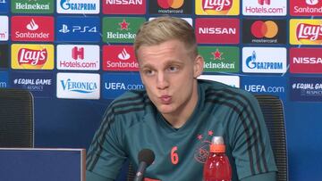 Van de Beek y su contundente respuesta a los rumores que le sitúan en el Real Madrid