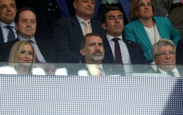 Cristina Cifuentes, Felipe VI & Enrique Cerezo.