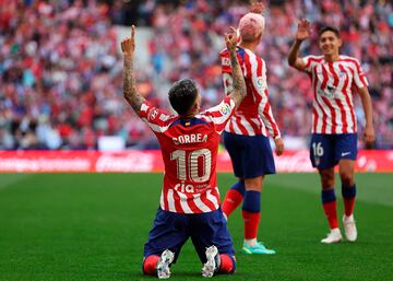 Atlético de Madrid 3-0 Osasuna | Caño de Griezmann en línea de tres cuartos, De Paul recogió el balón y filtró a Correa para finalizar por el palo corto raso.