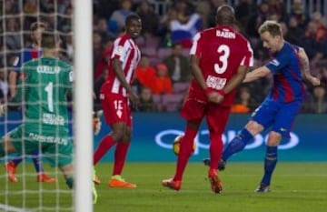 Rakitic anotó el 6-1 definitivo.