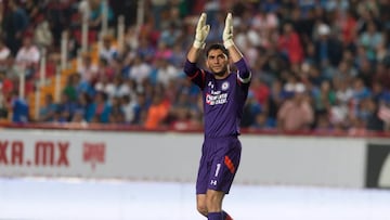 Action photo during the match Necaxa vs Cruz Azul at Victoria Stadium, 2016 Apertura Liga BBVA Bancomer MX.--- Fotode accion durante el Partido Necaxa vs Cruz Azuln en el Estadio Victoria. Partido Correspondiente a la Jornada 1 del Torneo Apertura 2016 Liga BBVA Bancomer MX, en la foto: Jose de Jesus Corona
---16/07/2016/MEXSPORT/Alihf Juarez