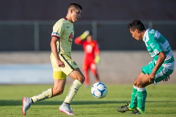 Bryan Colula buscará debutar en Primera con los Rayos.