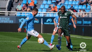 Momento del partido entre el Ibiza y el Leganés.