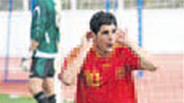 Fran Mérida celebra un gol.