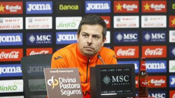 El técnico español Nico Estévez, al “play-off” en su estreno en la MLS