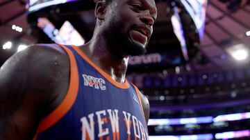 Incómodo momento de Julius Randle en una pedida de matrimonio