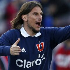 Beccacece es acusado de dirigir la U con un título inválido