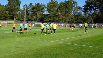 26-07-24. IMAGEN DEL ENTRENAMIENTO DEL SPORTING EN MONDARIZ.