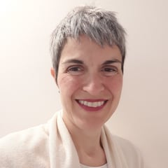 Irina de la Flor, experta en coaching: “En España muchos tienen miedo al éxito ligado a la creencia de no merecimiento”