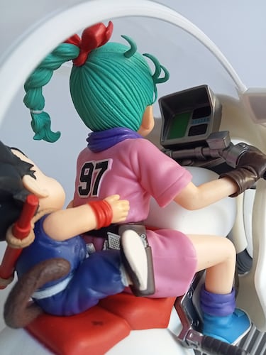 Goku y Bulma de 'Dragon Ball' en moto por Banpresto